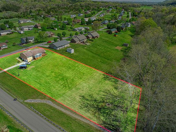3rd image of 104 Stewart Hills Dr