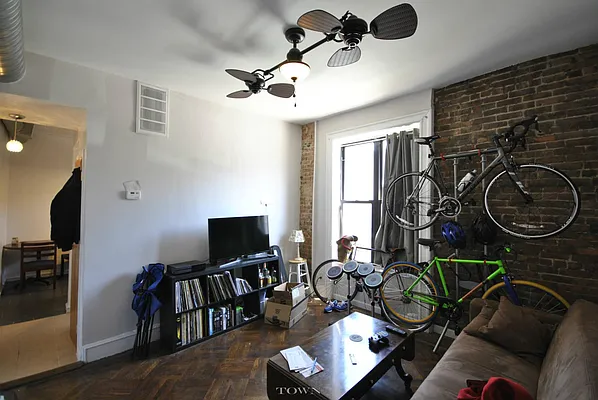 Rented by Town Residential | media 9