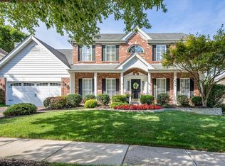 210 Lansbrooke Dr, Chesterfield, MO 63005