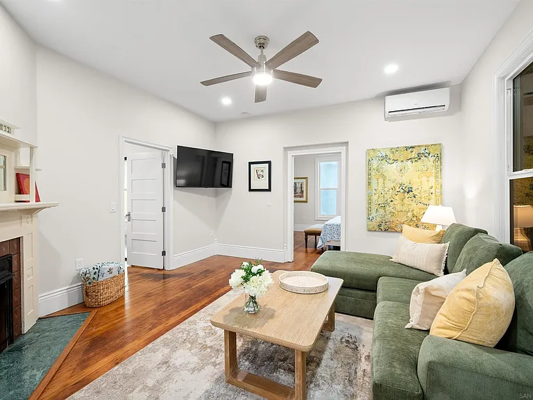 2251 Brant St — Photo 4