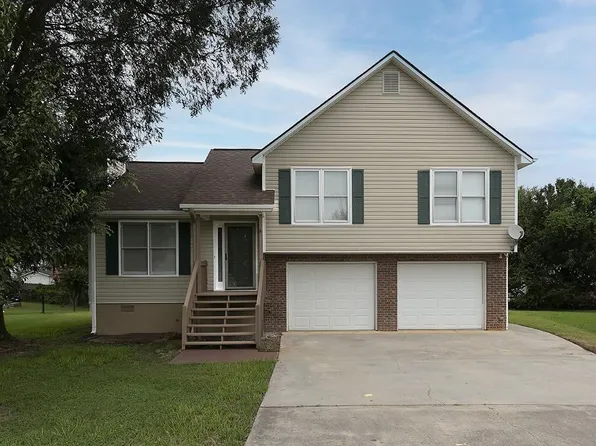16 Huntcliff Dr, Cartersville, GA 30121