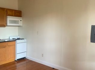 6 South 43rd St, Philadelphia, PA 19104