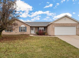 54 Liederkranz Ln, Millstadt, IL 62260