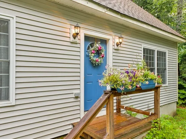 1194 Stark Rd, Center Conway, NH 03813