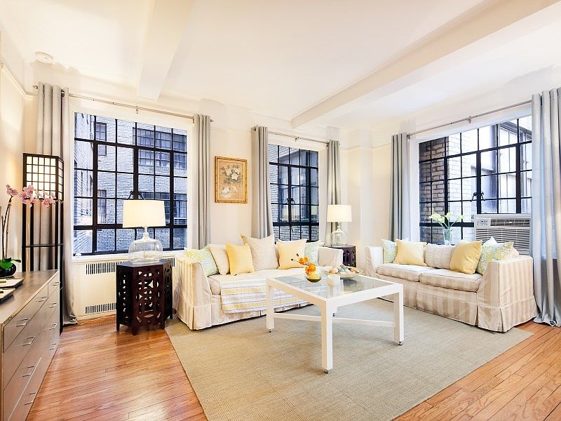 1st image of 1012 Park Ave