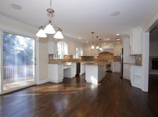 2 Park Dr, Cranford, NJ 07016