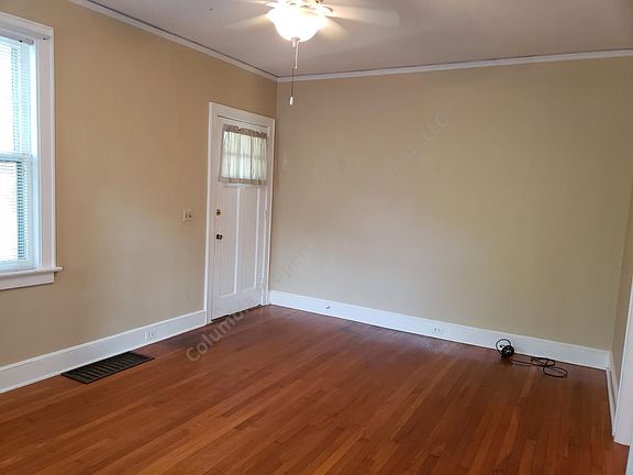 3rd image of 408 S Waccamaw Ave #A