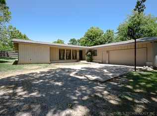 10083 E Gum St, Claremore, OK 74017