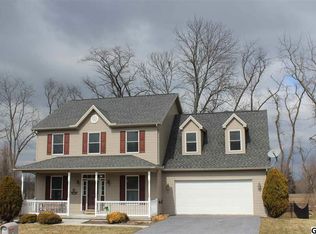 137 Quail Dr, Dillsburg, PA 17019