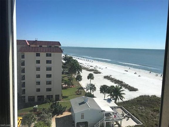 3rd image of 538 Estero Blvd APT 701