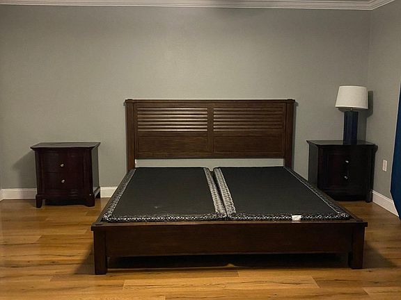 5th image of 4141 Bayshore Blvd APT 405