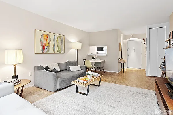 Sold by Oxford Property Group | media 15