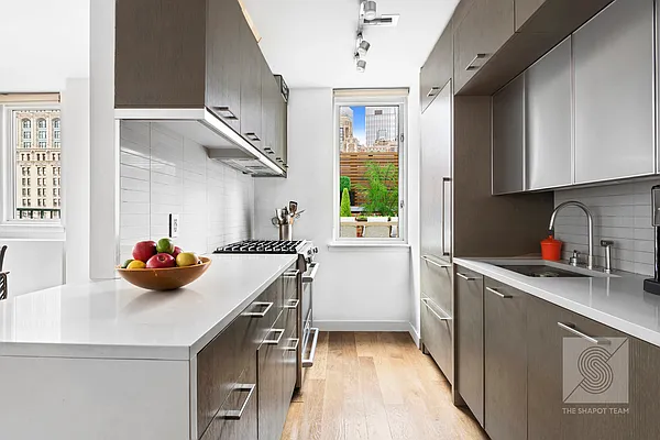 Rented by Compass | media 12