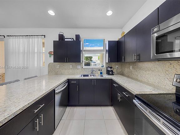 3rd image of 24637 SW 117th Ave