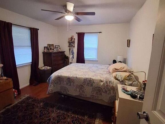3rd image of 3704 Fountain Ave