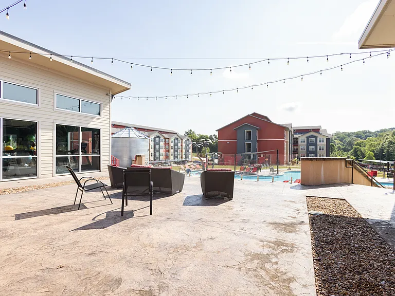 Hawks Landing Apartments — Photo 35