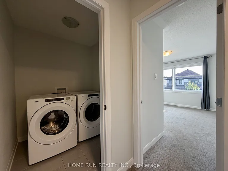 1009 Ballyhale Hts — Photo 28