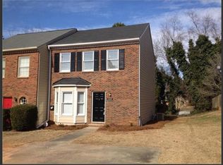 1018 Oaks Pkwy SE, Smyrna, GA 30082