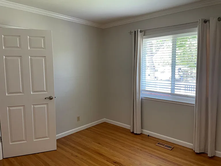 2098 Cirone Way — Photo 17