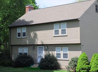 107 Robin Hill Rd, Chelmsford, MA 01824
