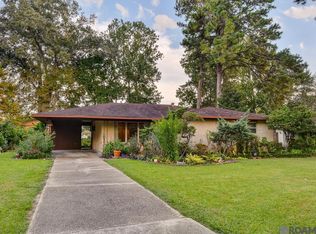 1034 Highland Park Dr, Baton Rouge, LA 70808