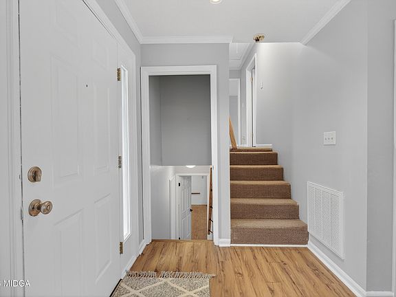 3rd image of 149 Forest Hill Rd SW