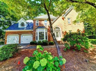 220 Flowing Spring Trl, Roswell, GA 30075