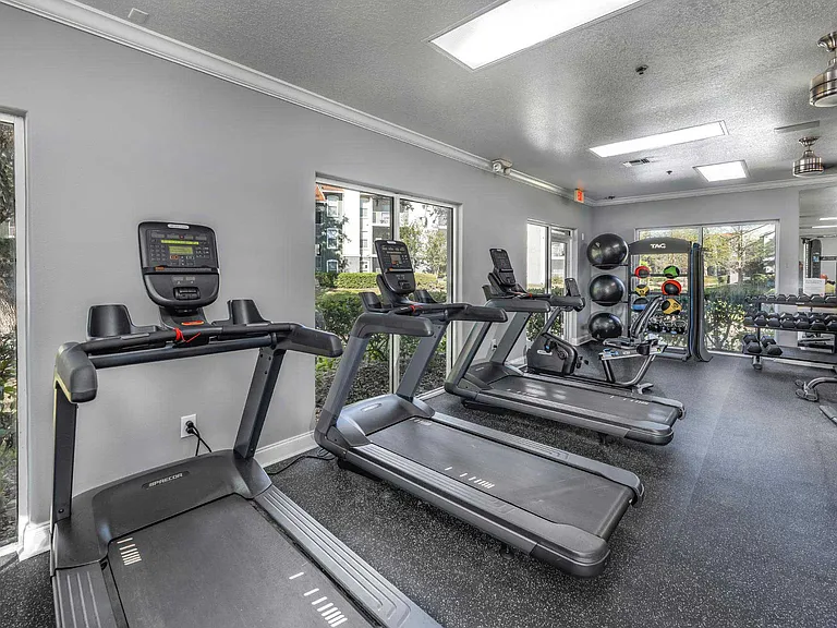 Altamira Place Apartment Homes — Photo 31