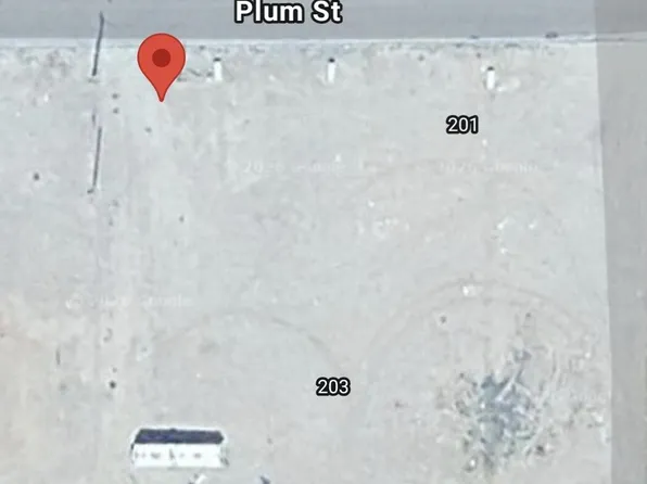 209 Plum St, Carlsbad, NM 88220