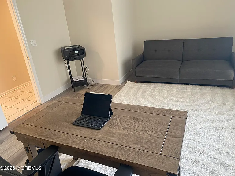 262 Genes Dr — Photo 10