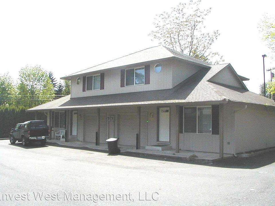 1st image of 757 East St