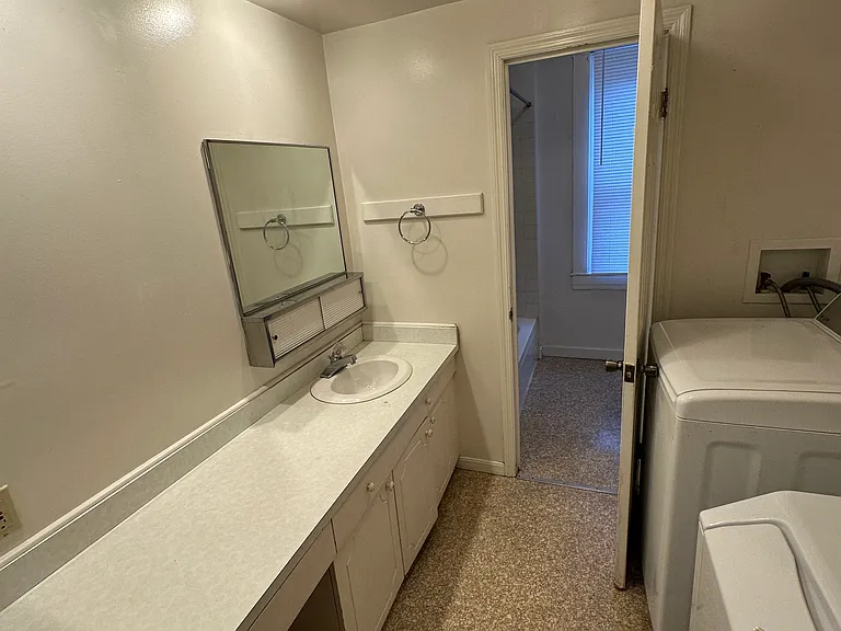 10 W Hollister St #1 — Photo 10