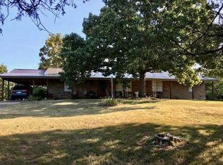 39995 Round Mountain Ln, Howe, OK 74940