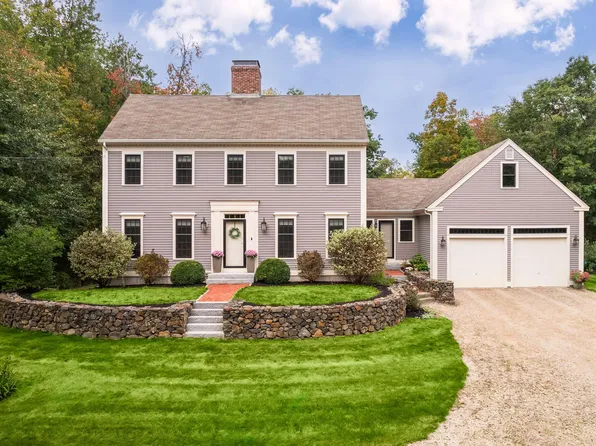 701 River Road, Eliot, ME 03903