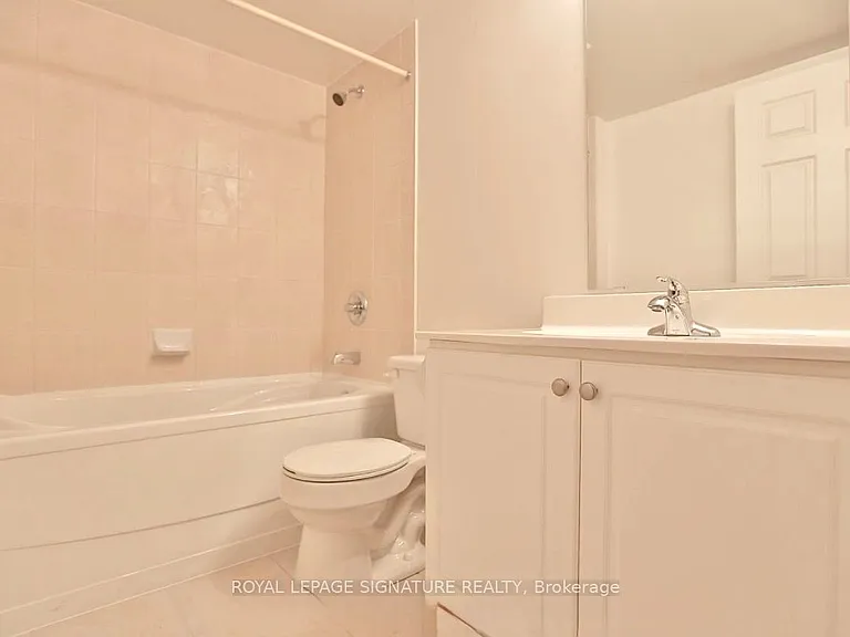220 Forum Dr #Townhouse 105 — Photo 15