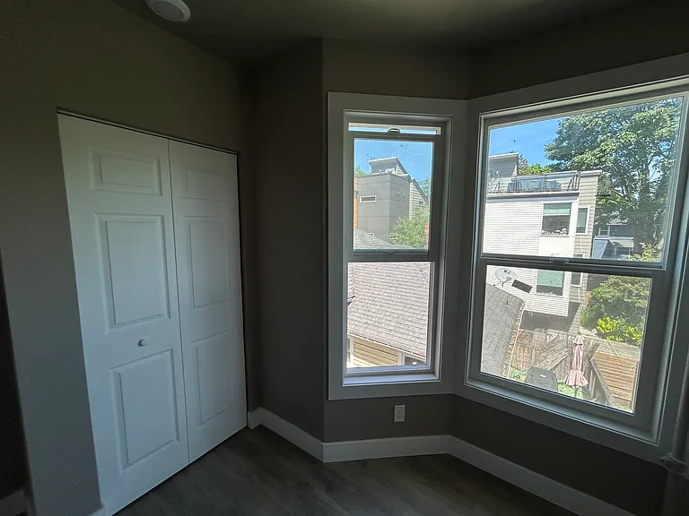 4110 Whitman Ave N #10 — Photo 3