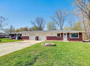 5488 Bramschreiber Rd, Little Suamico, WI 54141