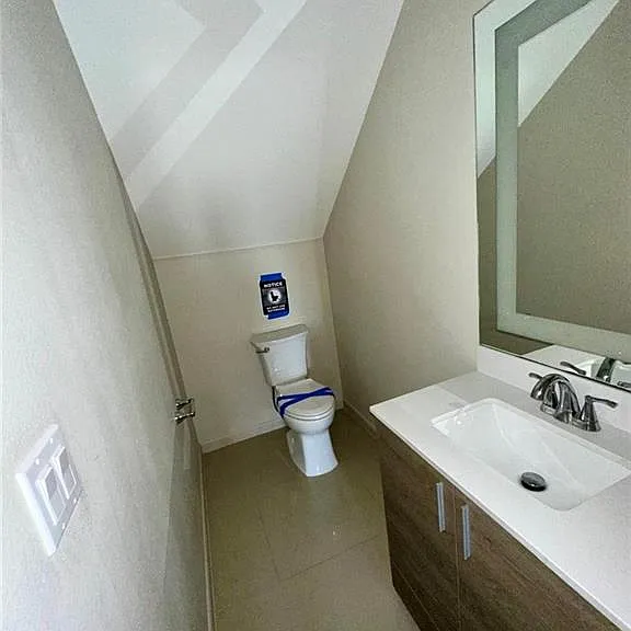 410 Newport Ave #3 — Photo 10