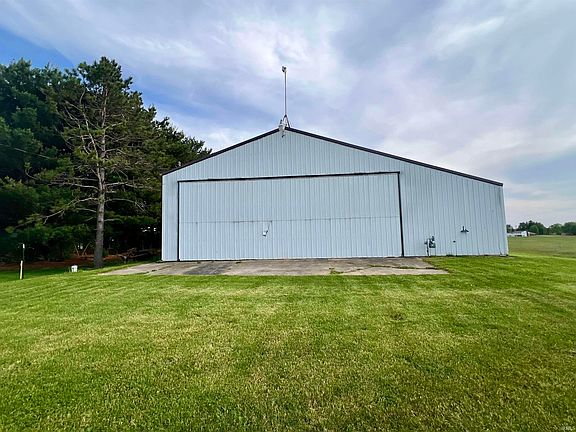 5th image of 16285 Linden Rd