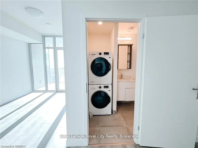 60 Frederick St #3612 — Photo 7