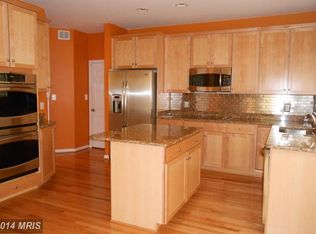 3638 Eagle Ridge Dr, Woodbridge, VA 22191