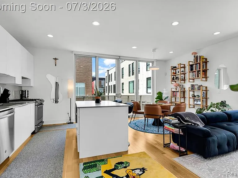 2637 Brush St — Photo 7