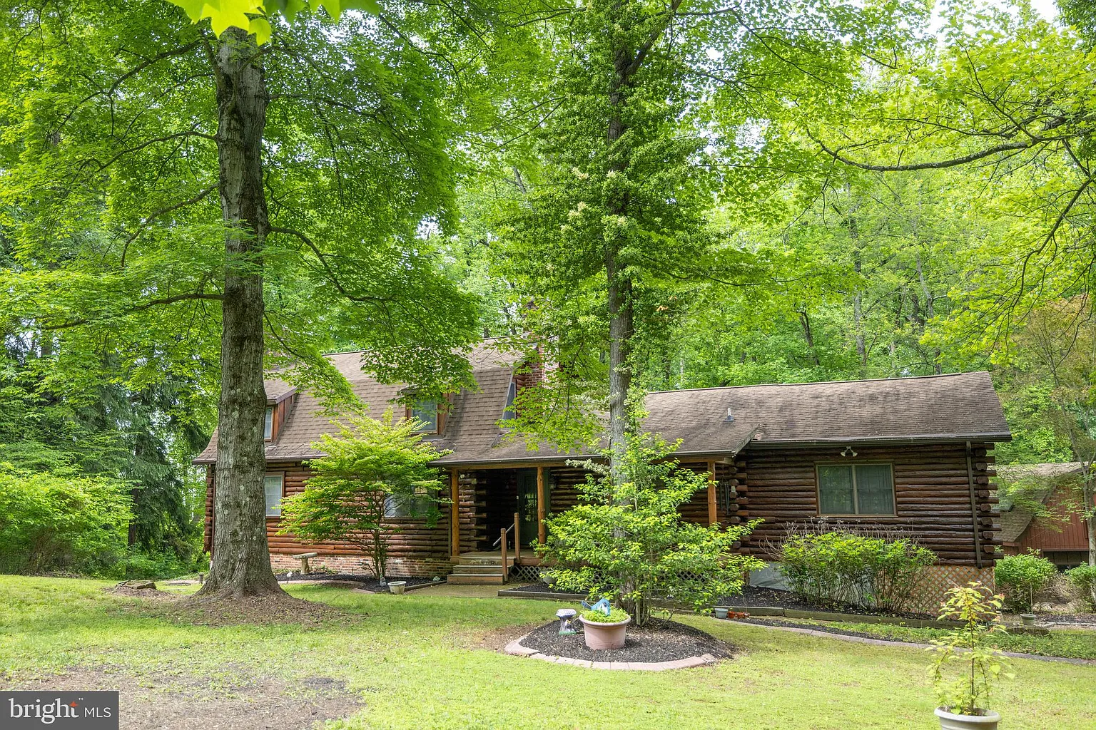 111 Mill Rd photo 1