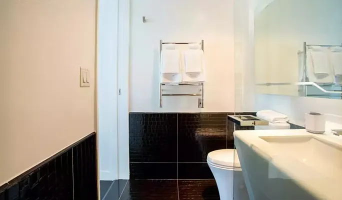 Rented by Compass | media 16