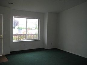 5th image of 936 N Douglas Ave