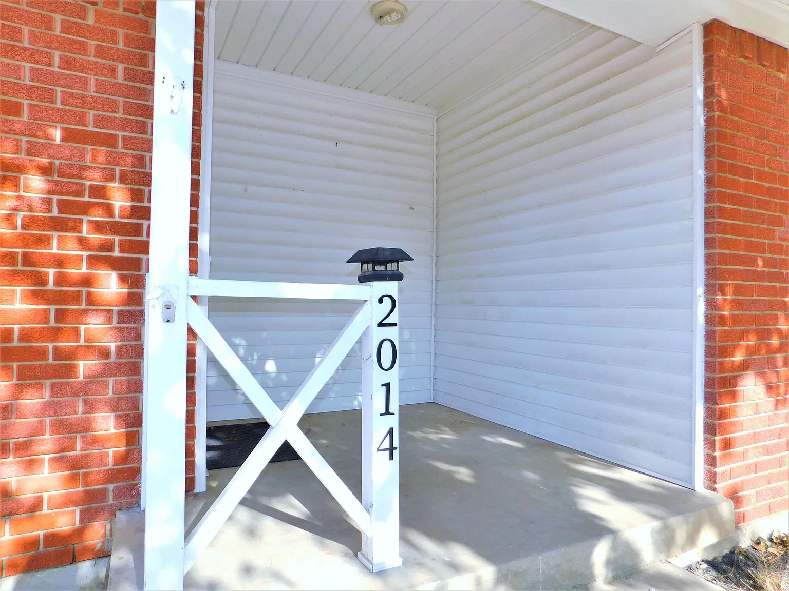 3 bed, 939 sqft, $1,695 — Photo 3