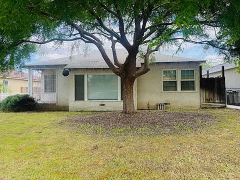 2032 Arden Dr W Photo 1