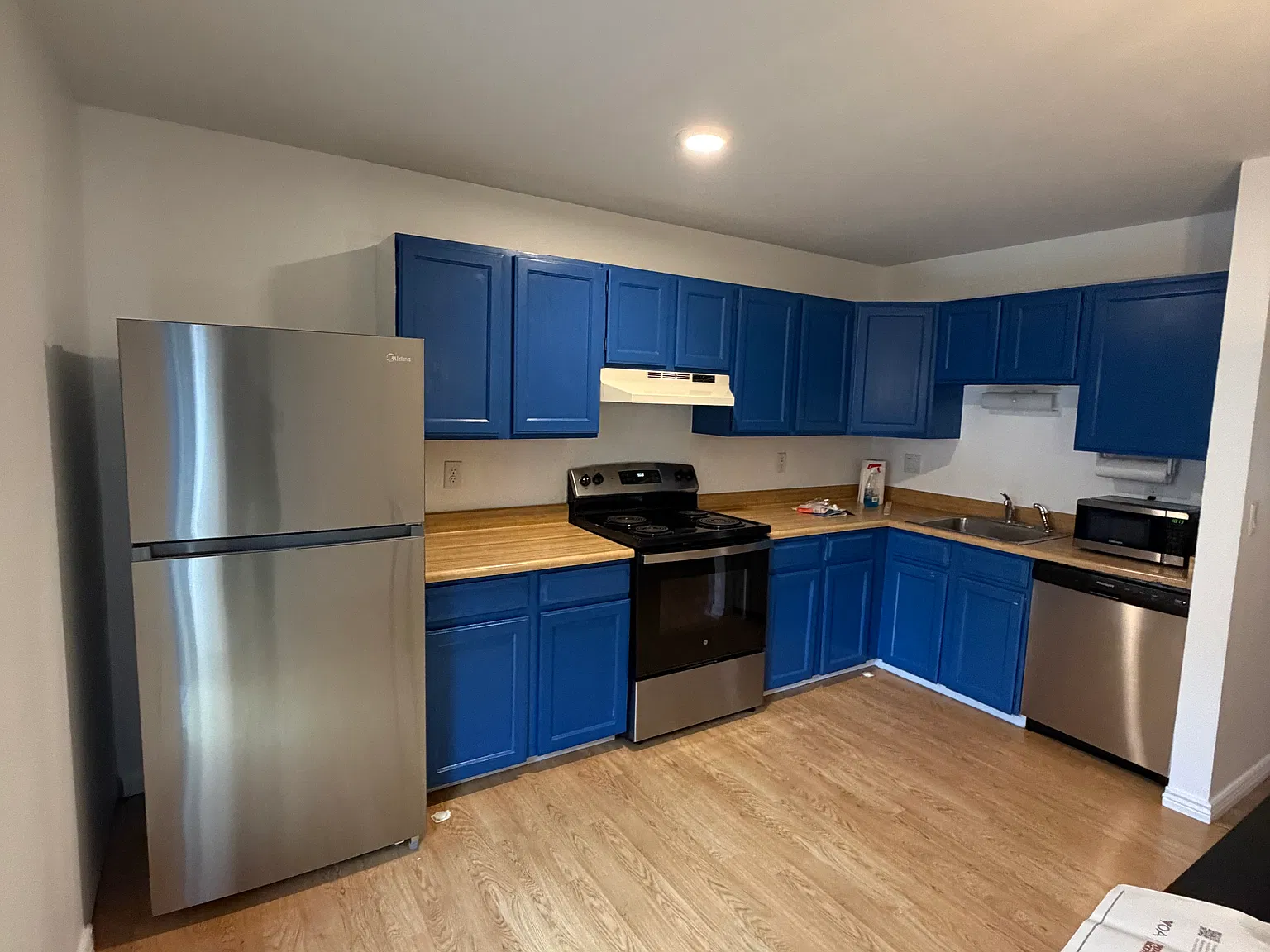 3 bed, 2.5 bath, 1340 sqft, $2,200 — Photo 4