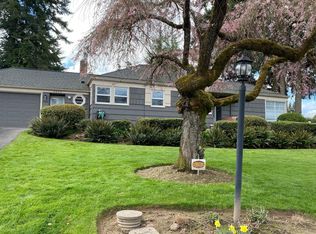 9050 SW Midea Ln, Portland, OR 97225