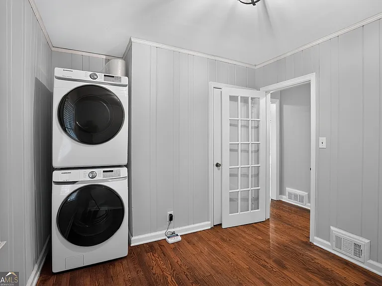 807 Cardova Dr NE — Photo 19